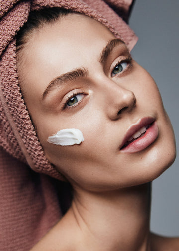 Frøya Face Scrub - Glow Pro Face Scrub