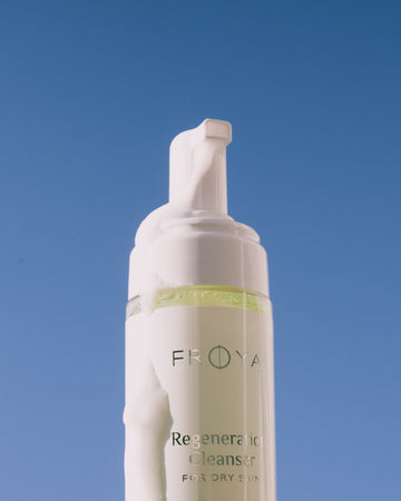 Frøya Cleanser For Dry Skin - Regeneration Cleanser